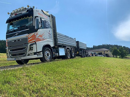 LKW-Lenker/in für 3 Achser